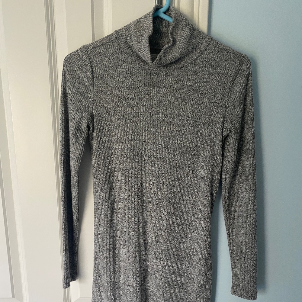 Lou & Grey size xxs grey turtleneck sweater dress